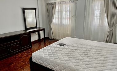 For rent 2 bedrooms townhouse in Bang Na, Bangkok
