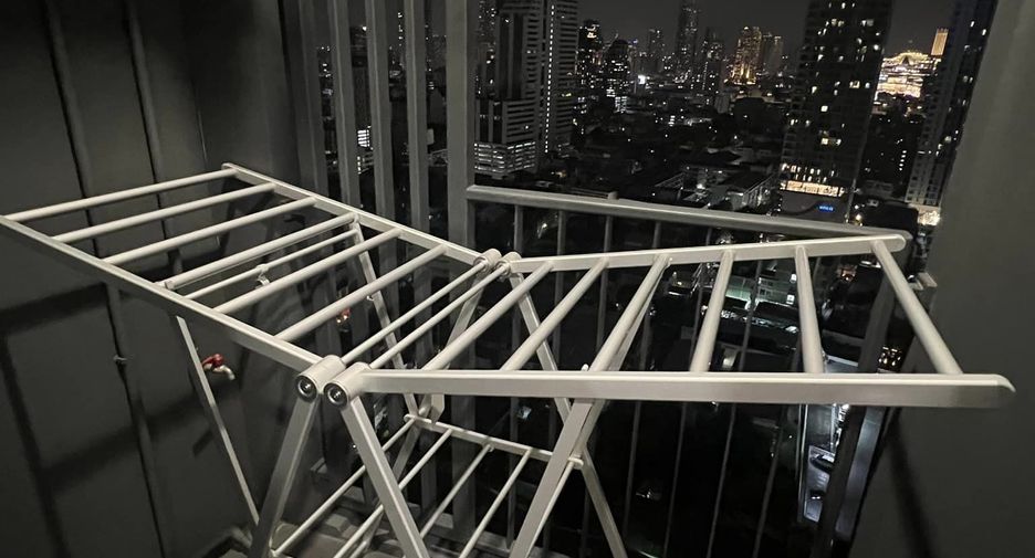 For rent studio condo in Bang Rak, Bangkok