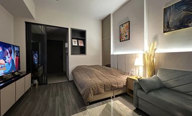For rent studio condo in Bang Rak, Bangkok