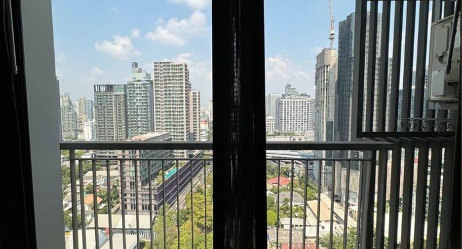 For rent 1 Beds condo in Khlong Toei, Bangkok