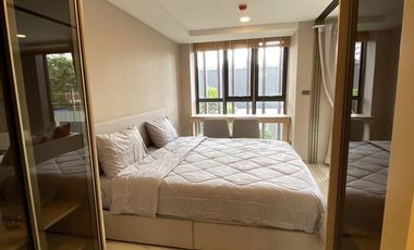 À louer studio condo à Watthana, Bangkok