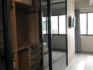 Casa adosada en alquiler de 3 habitaciones en Lat Phrao, Bangkok