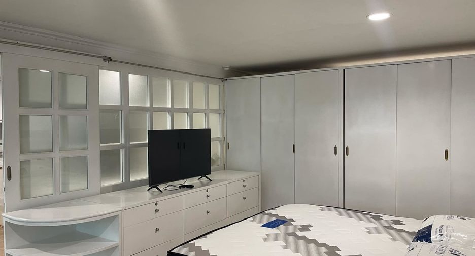 Condo en alquiler de 2 habitaciones en Sathon, Bangkok