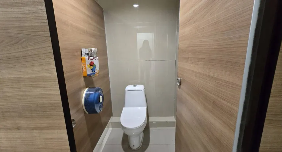 出租 商业空间 在 Watthana, 曼谷