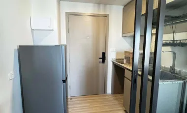 Wohnung zur Miete mit Studio in Thon Buri, Bangkok
