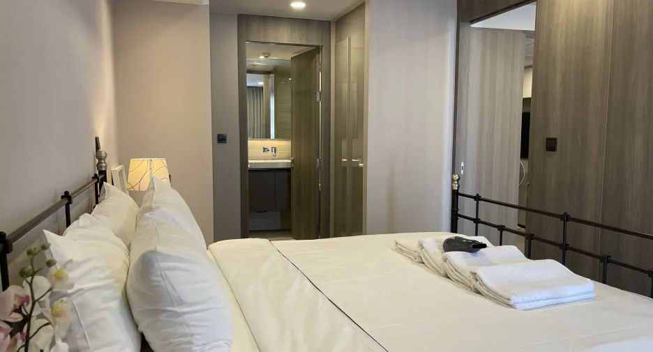 For rent 1 bed condo in Pathum Wan, Bangkok