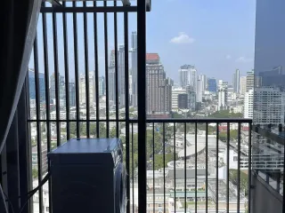 À louer studio condo à Watthana, Bangkok