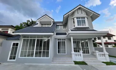 For rent 3 bedrooms house in Saphan Sung, Bangkok