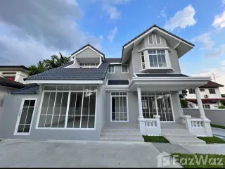 出租 3 卧室 独立屋 在 Saphan Sung, 曼谷