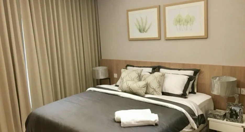 For rent 2 bedrooms apartment in Khlong Toei, Bangkok