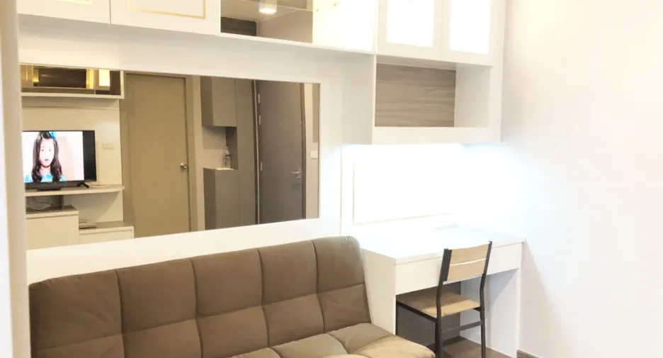 For rent 1 bed condo in Phra Khanong, Bangkok