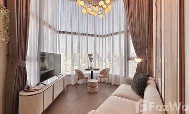For rent 2 bedrooms condo in Bang Rak, Bangkok