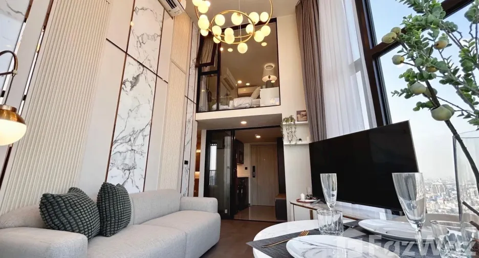 For rent 2 bedrooms condo in Bang Rak, Bangkok