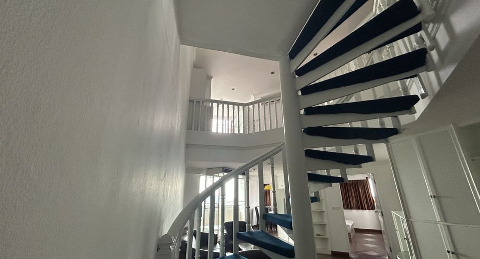 ให้เช่า 3 ห้องนอน คอนโด ใน วัฒนา, กรุงเทพฯ