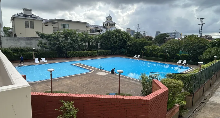 For rent 3 bedrooms condo in Watthana, Bangkok