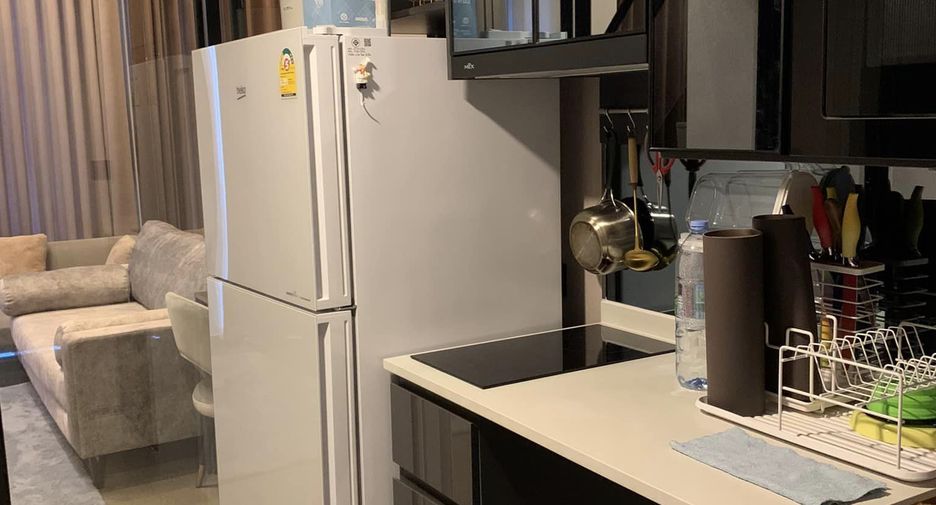 For rent 1 bed condo in Bang Rak, Bangkok