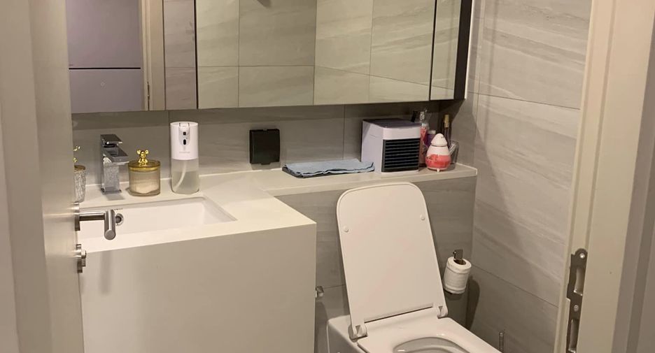 For rent 1 bed condo in Bang Rak, Bangkok