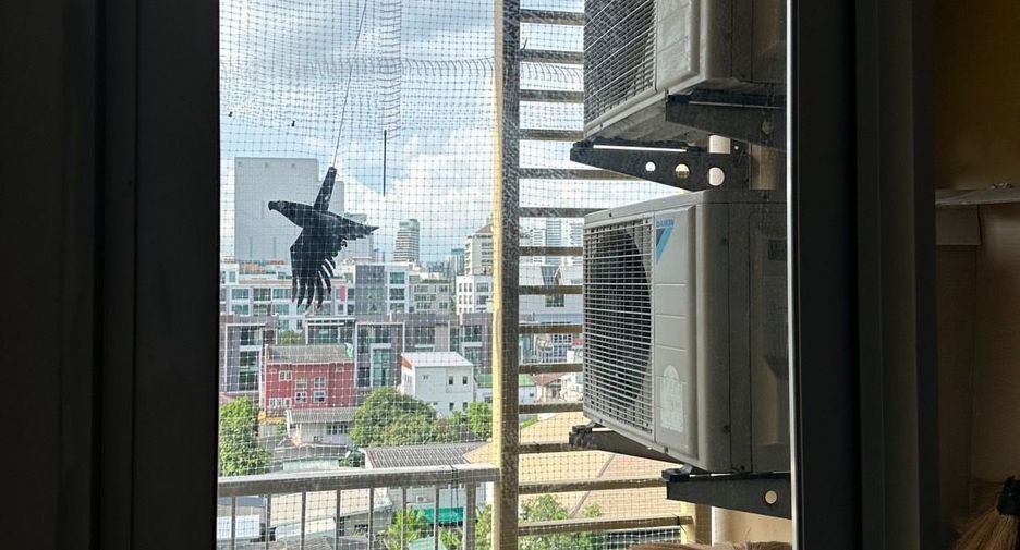 For rent 1 bed condo in Watthana, Bangkok