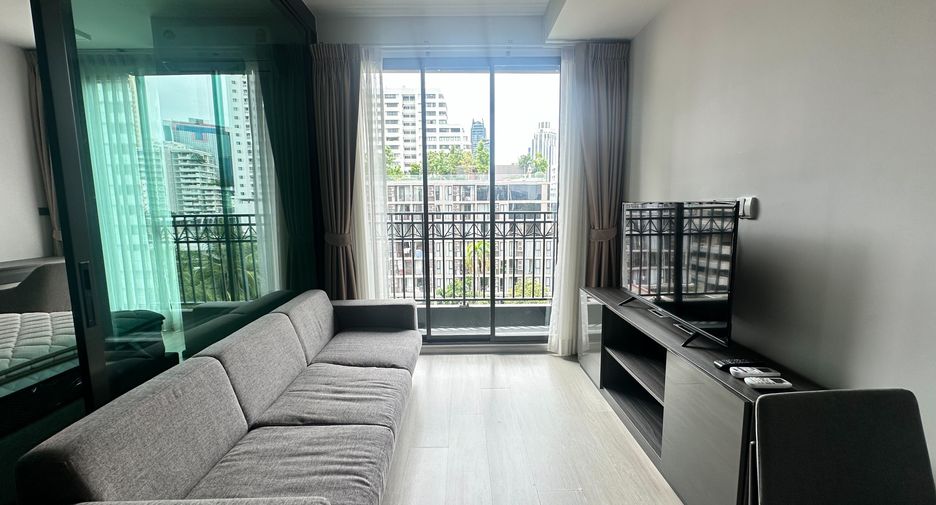 For rent 1 bed condo in Khlong Toei, Bangkok