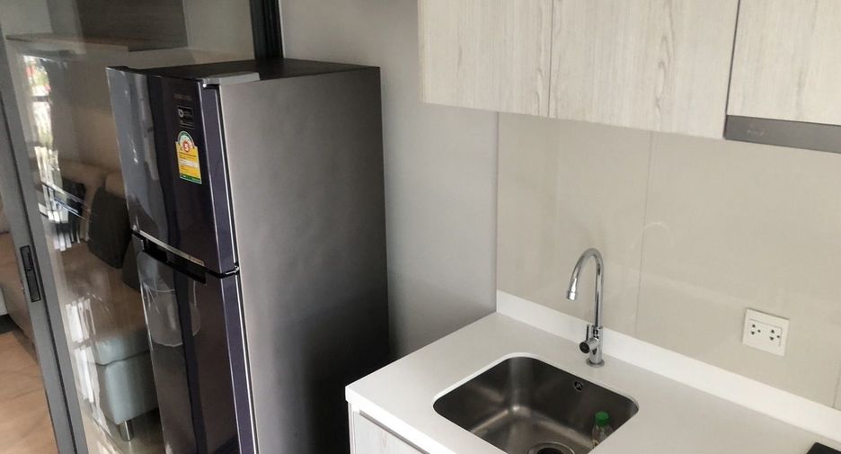 Wohnung zur Miete mit 1 Zimmer in Khlong Toei, Bangkok