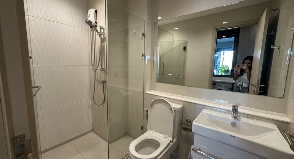 For rent 1 bed condo in Pathum Wan, Bangkok