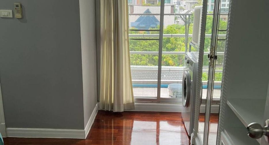 For rent 1 bed condo in Watthana, Bangkok