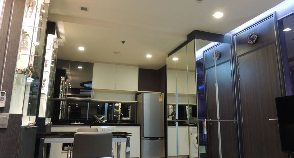 Condo en alquiler de 1 habitaciones en Khlong Toei, Bangkok