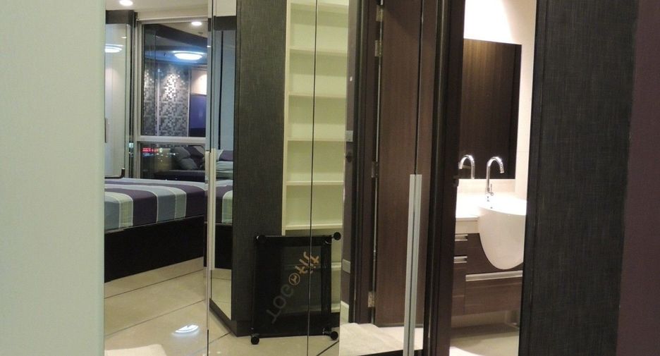 Condo en alquiler de 1 habitaciones en Khlong Toei, Bangkok