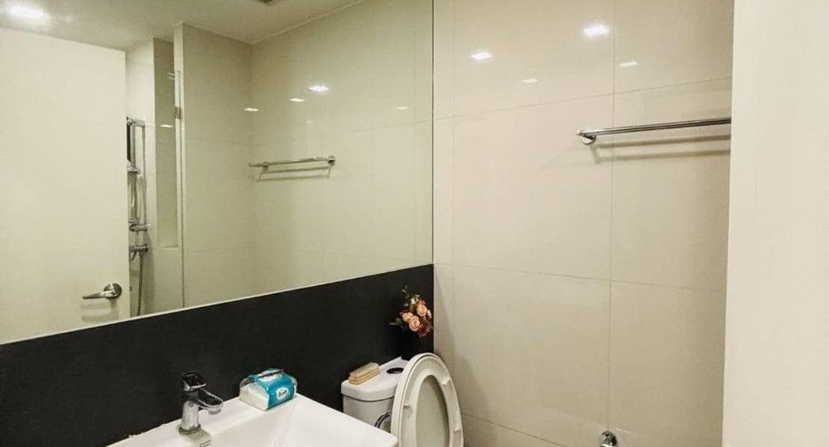 For rent 1 bed condo in Phra Khanong, Bangkok