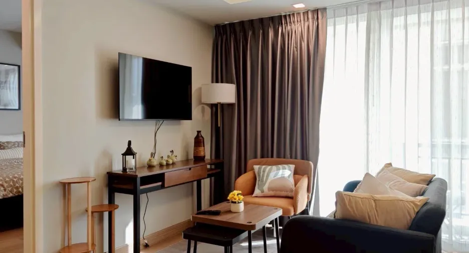 For rent 1 bed condo in Pathum Wan, Bangkok