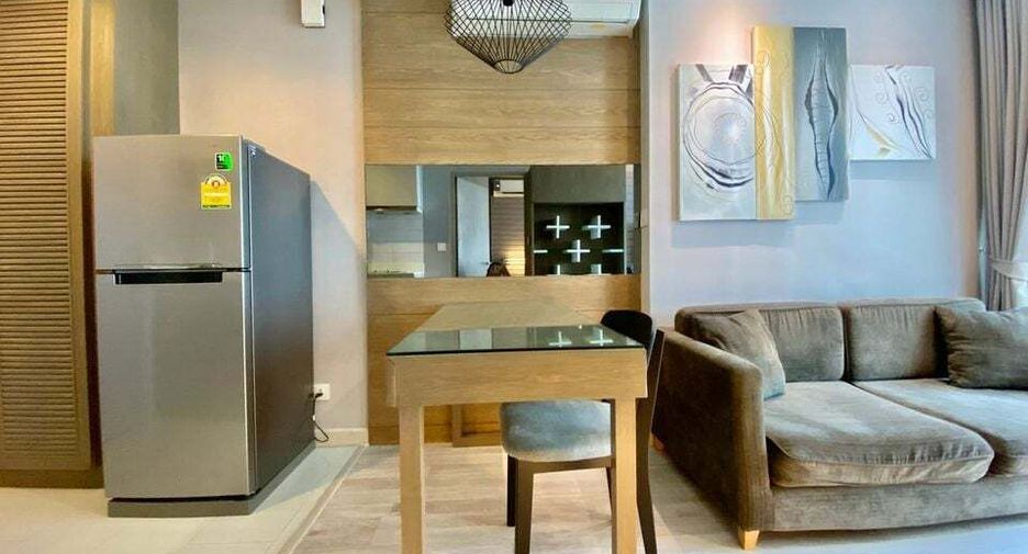 For rent 1 bed condo in Phra Khanong, Bangkok
