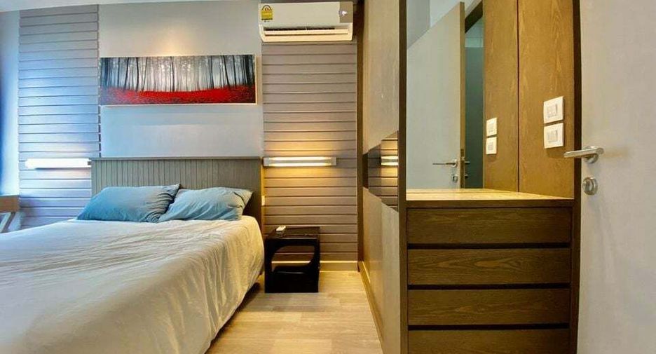 For rent 1 bed condo in Phra Khanong, Bangkok