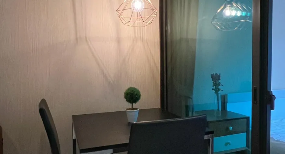 Wohnung zur Miete mit 1 Zimmer in Yan Nawa, Bangkok
