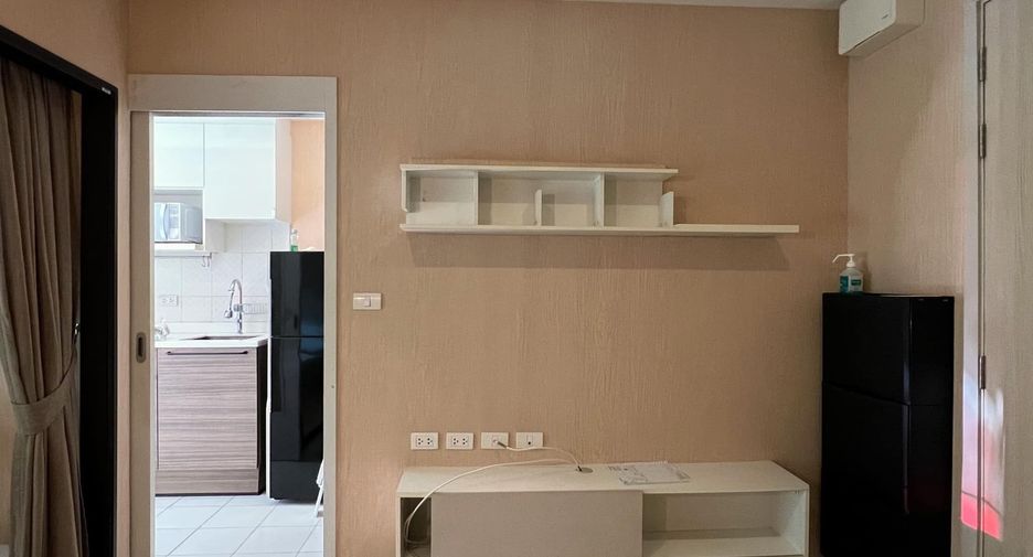 Wohnung zur Miete mit 1 Zimmer in Yan Nawa, Bangkok