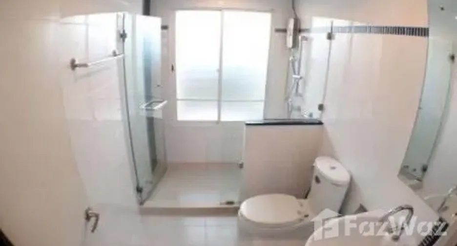 For rent 4 bedrooms house in Suan Luang, Bangkok