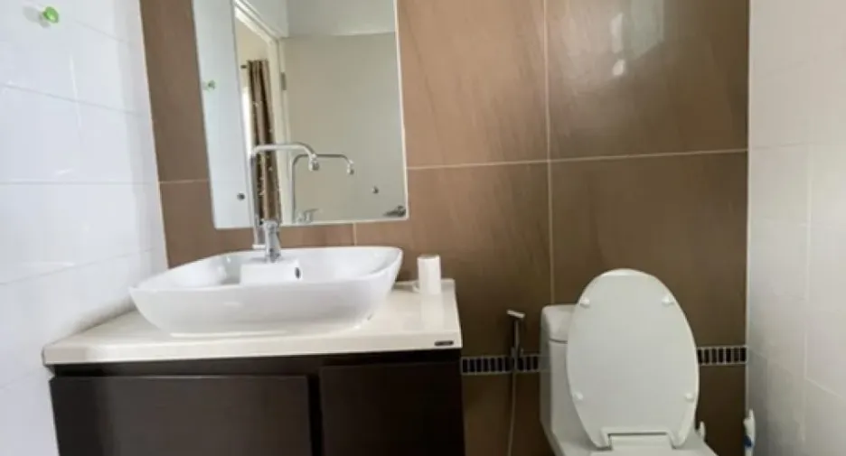 For rent 4 bedrooms house in Suan Luang, Bangkok