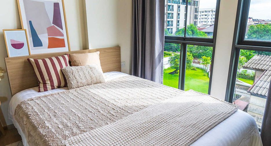 For rent 1 bed condo in Phra Khanong, Bangkok