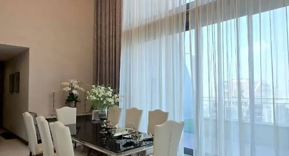 Wohnung zur Miete mit 4 Zimmer in Khlong Toei, Bangkok