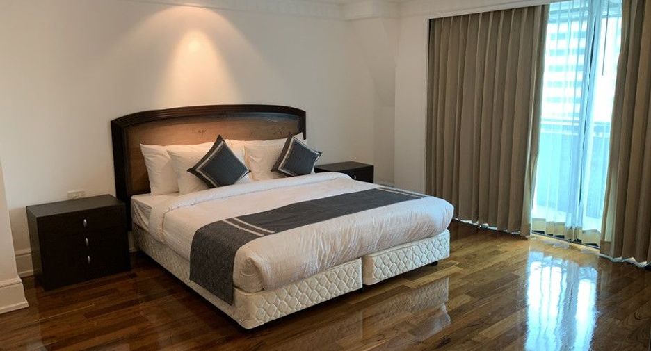 À louer 3 chambres condo à Watthana, Bangkok