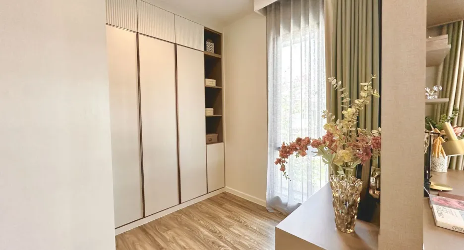 Casa en alquiler de 4 habitaciones en Bang Kapi, Bangkok