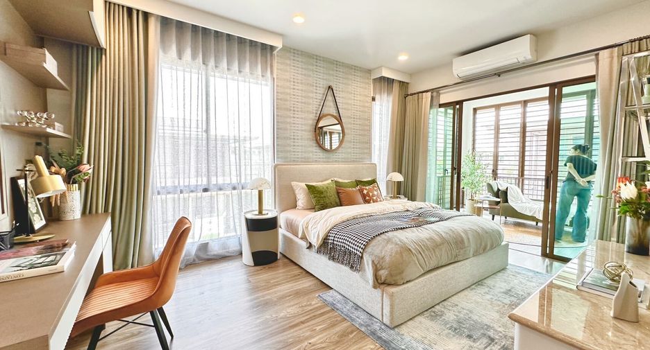 Casa en alquiler de 4 habitaciones en Bang Kapi, Bangkok