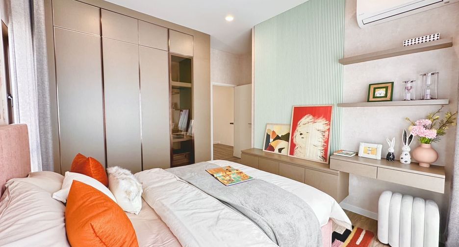 Casa en alquiler de 4 habitaciones en Bang Kapi, Bangkok