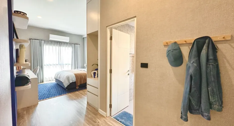 Casa en alquiler de 4 habitaciones en Bang Kapi, Bangkok