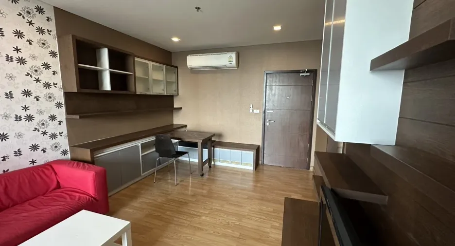 For rent 1 bed condo in Khlong Toei, Bangkok