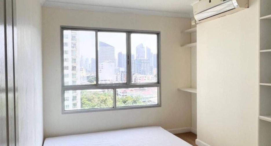 Condo en alquiler de 2 habitaciones en Huai Khwang, Bangkok