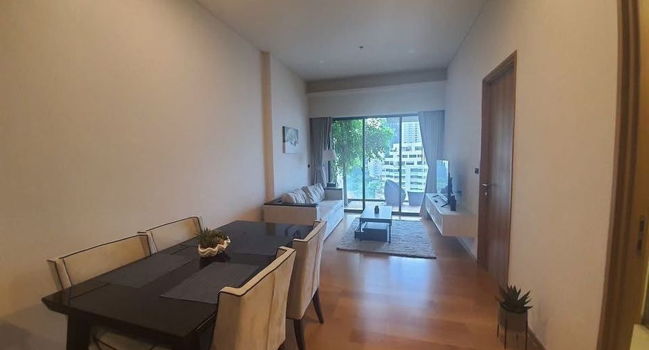 For rent 2 bedrooms condo in Watthana, Bangkok