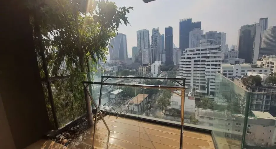 For rent 2 bedrooms condo in Watthana, Bangkok