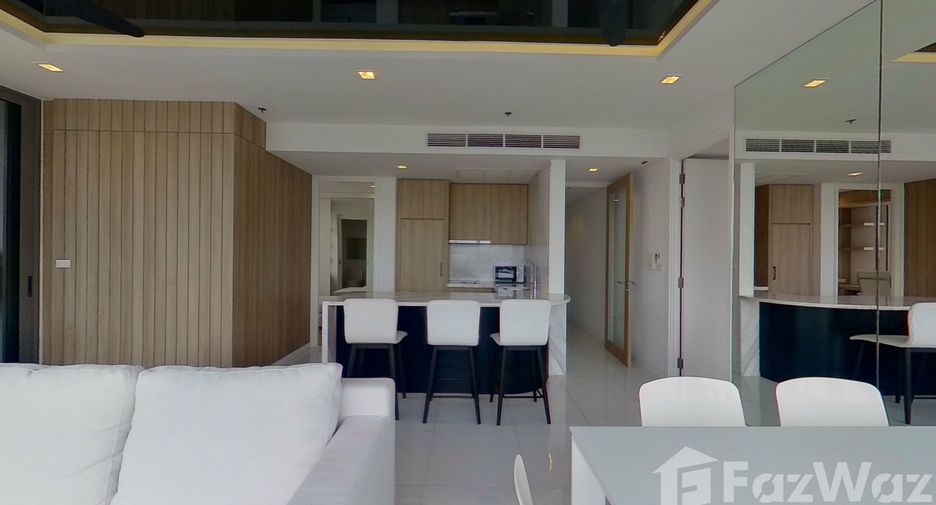 For rent 2 bedrooms condo in Sathon, Bangkok