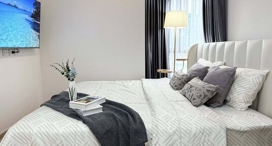 For rent 2 bedrooms condo in Watthana, Bangkok