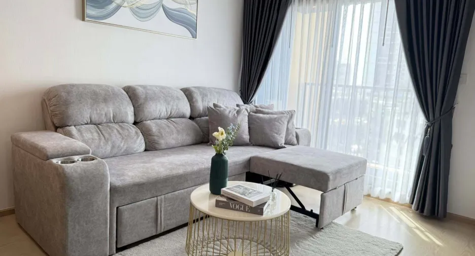 For rent 2 bedrooms condo in Watthana, Bangkok